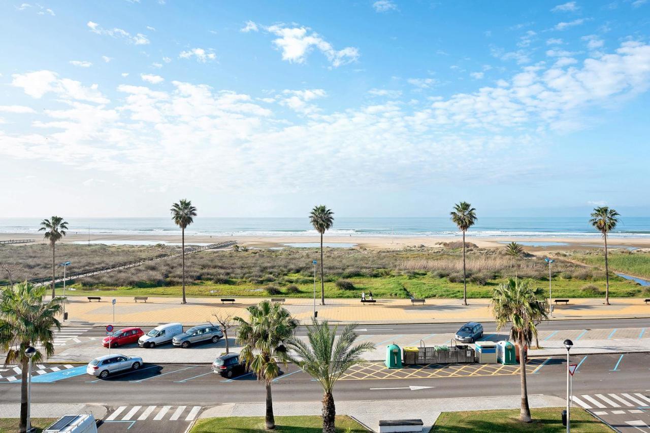 Atico Conil Vistas - Solo Familias Apartment Конил-де-ла-Фронтера Екстериор снимка